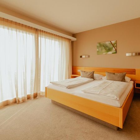 Weingut Kollerhof Am Eichberg Villa Лейтшах Екстериор снимка