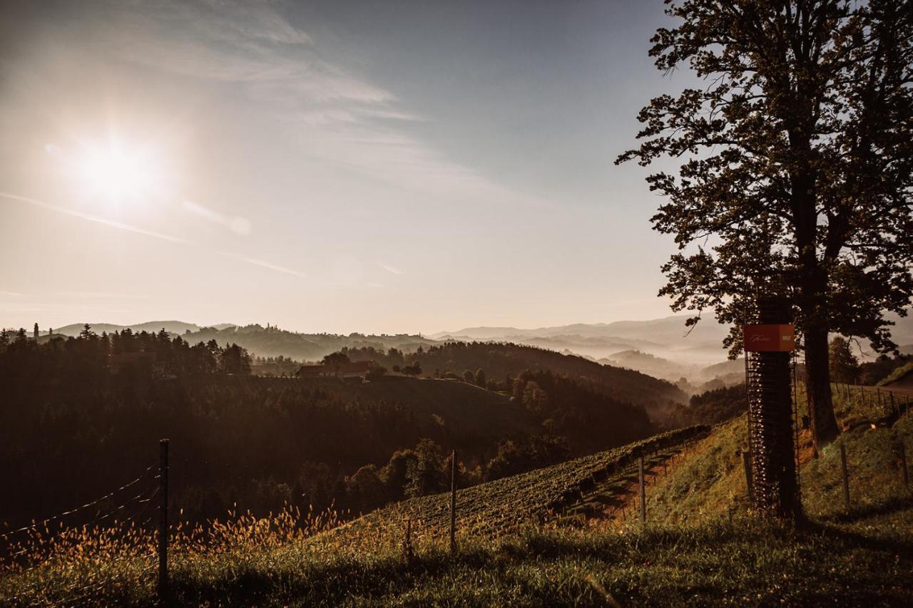 Weingut Kollerhof Am Eichberg Villa Лейтшах Екстериор снимка
